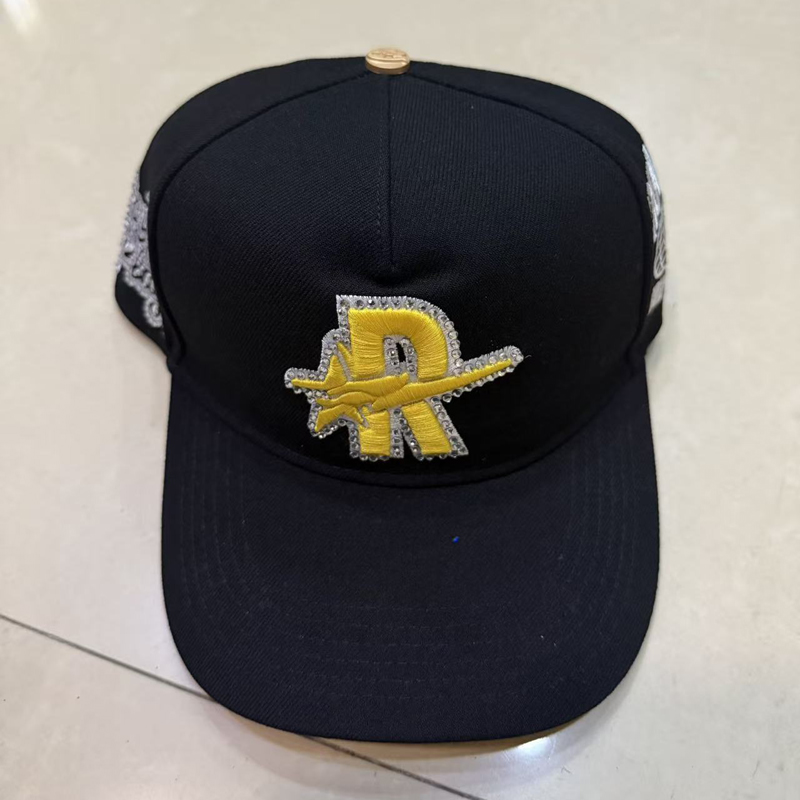 Бейсболки с контрастным козырь – обзор и цена Baseball Cap Fitted